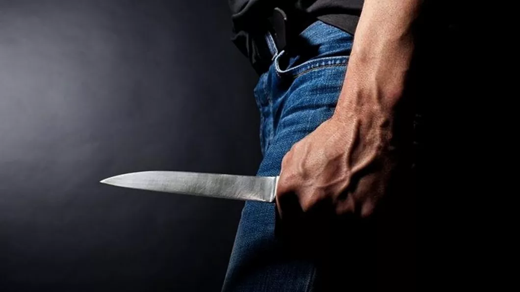 Un bărbat de 50 ani înjunghiat cu un cuţit în municipiul Iași. Agresorul este chiar prietenul lui