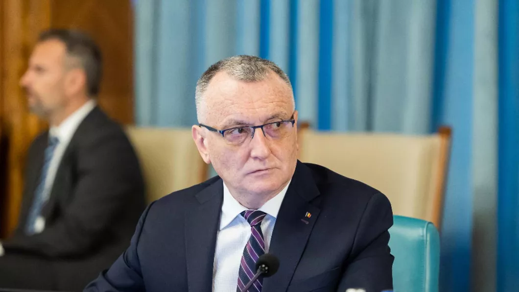 Ministrul Educației Sorin Cîmpeanu a anunțat că este adeptul uniformei școlare obligatorii