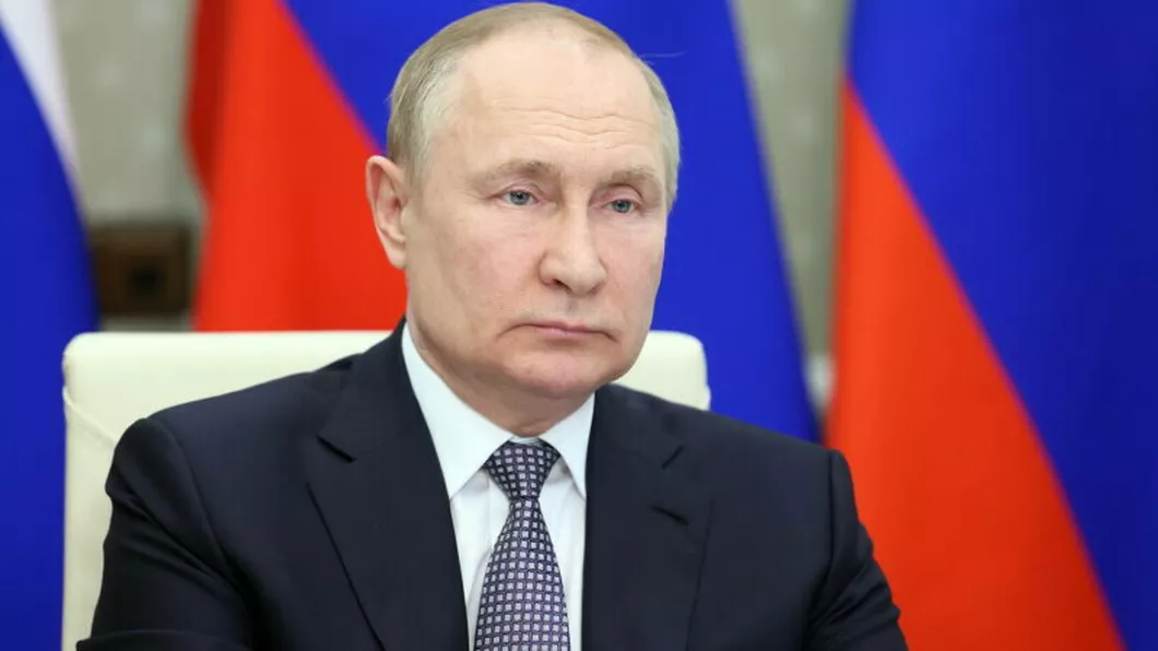 Vladimir Putin vrea să introducă legea marțială în Rusia. Ce înseamnă acest lucru
