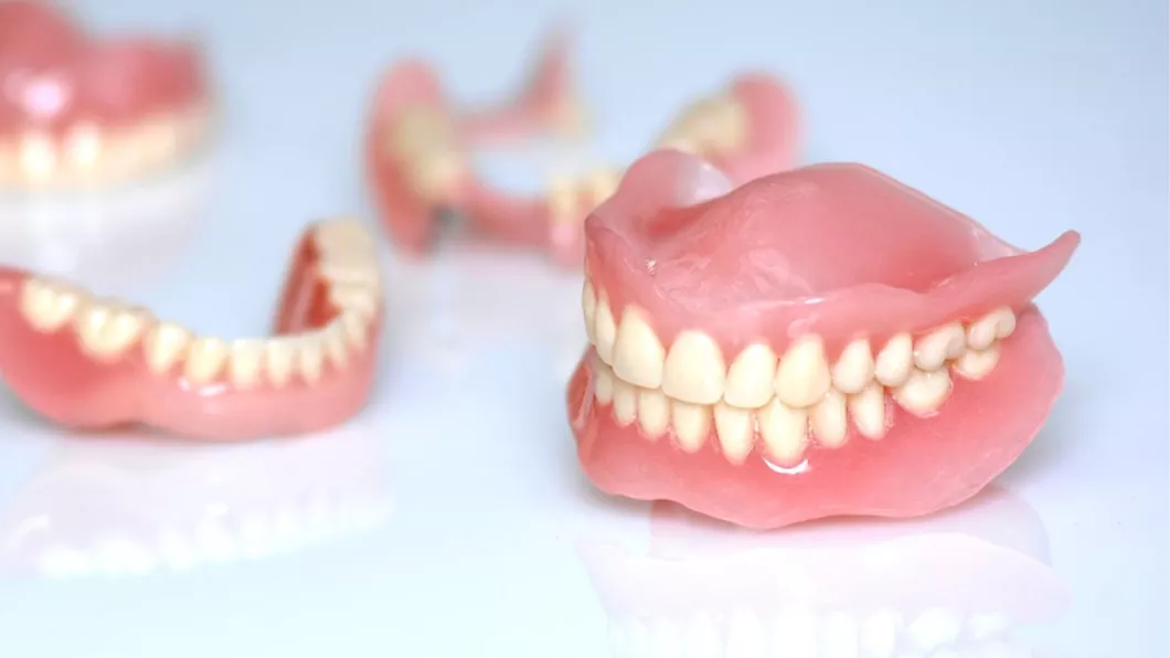 Cea mai bună proteză dentară totală. Cum să rezolvi problema dinților lipsă