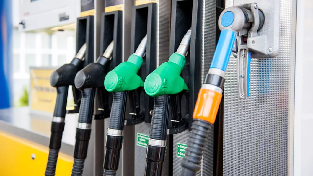 Prețul carburanților continuă să scadă motorina a ajuns la 789 leilitru benzina - la 65 leilitru