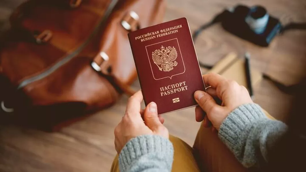 Peste 80.000 de pașapoarte au fost eliberate în Rusia pentru cetățenii din zonele anexate din Ucraina