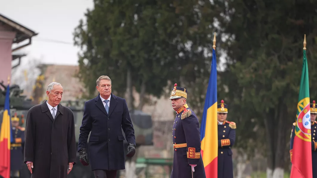 Președintele României Klaus Iohannis susține o declarație de presă comună cu Președintele Portugaliei Marcelo Rebelo de Sousa la Batalionul 1 Instrucție Olt din Caracal LIVE VIDEO 