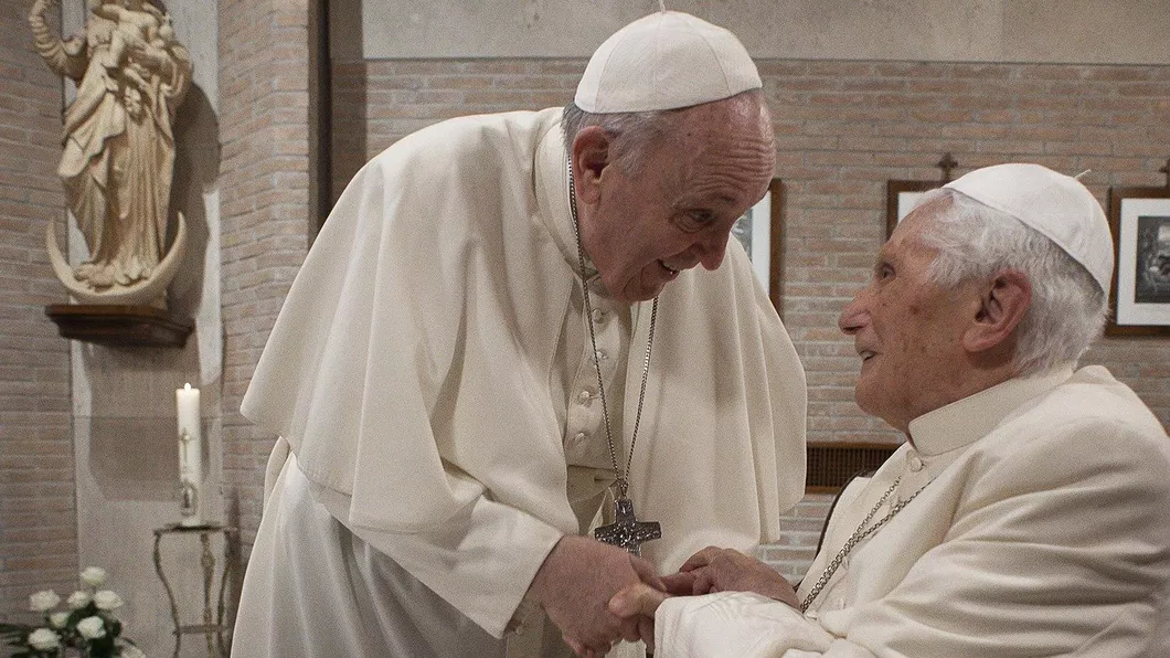 Papa Francisc reacționează după câteva ore la decesul fostului Papă Benedict Simțim recunoştinţă pentru că Dumnezeu l-a dăruit Bisericii şi lumii
