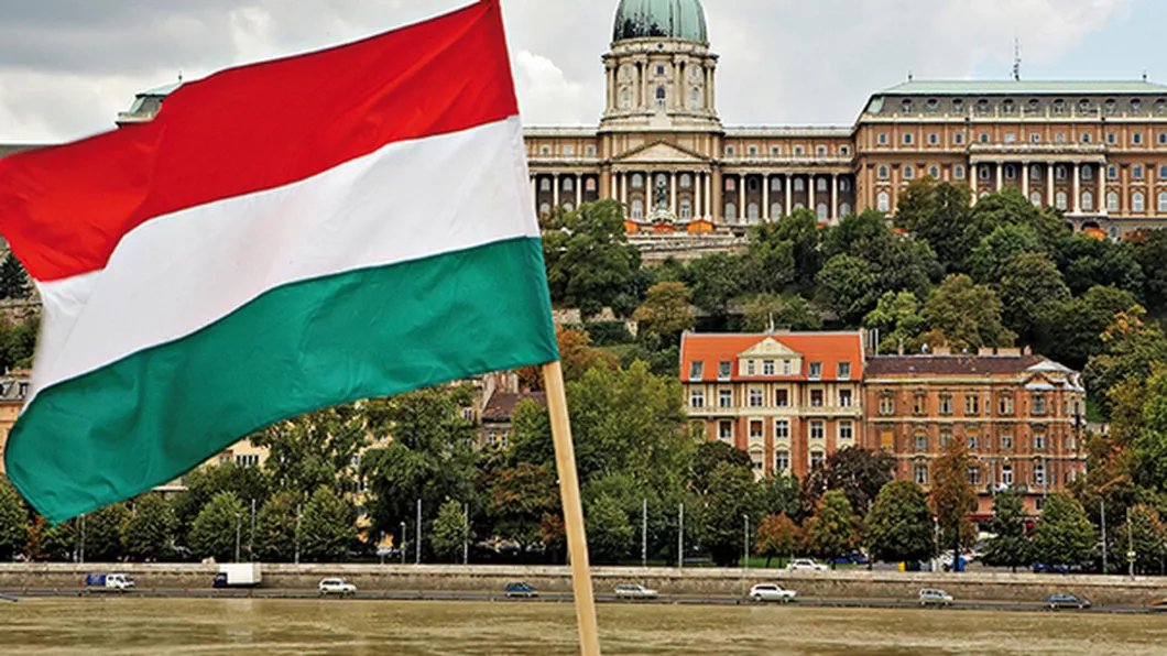 Ungaria lovită puternic de sancțiunile asupra petrolului rusesc. A fost eliminată plafonare prețurilor la carburanți