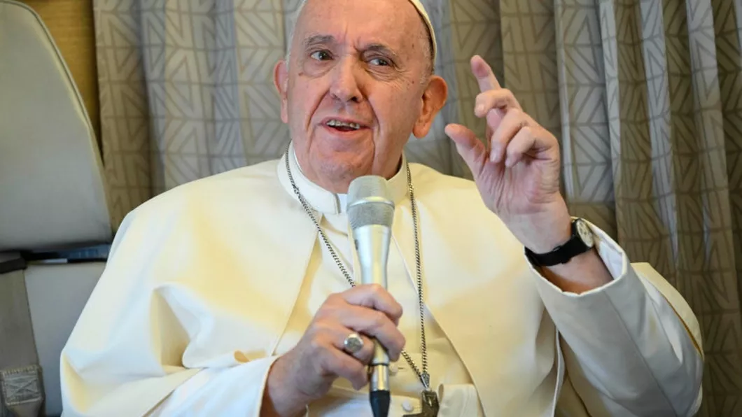 Papa Francisc revine cu noi declarații controversate despre homosexualitate Aceasta nu este o crimă. Da dar este un păcat