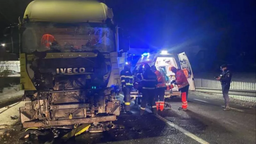 Accident rutier la Suceava pe DN17. Două TIR-uri au intrat în coliziune