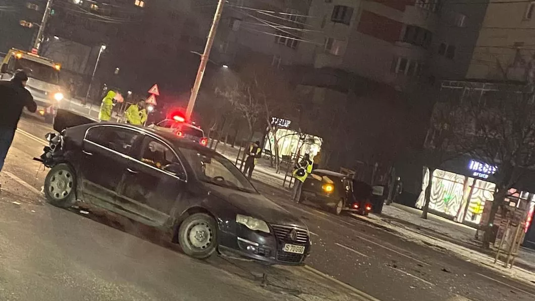 Accident rutier în municipiul Iași. Două autoturisme au intrat în coliziune