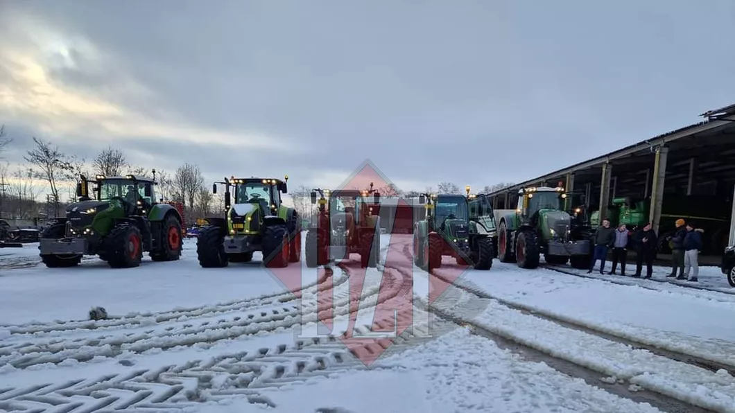 Fermierii din Iași și din întreaga țară protestează Sute de vehicule și utilaje agricole au ieșit în stradă - UPDATE FOTO VIDEO
