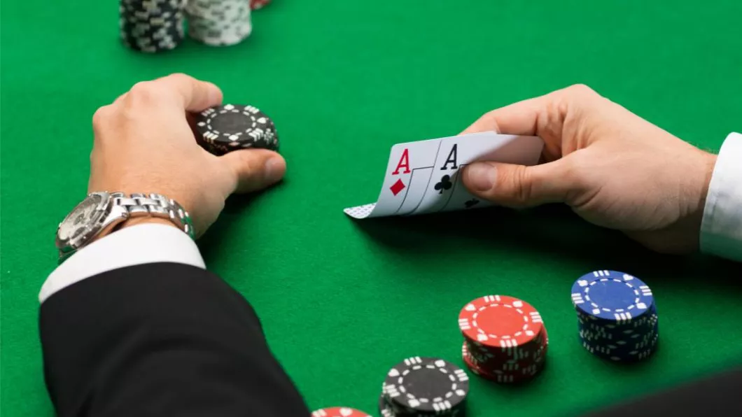Feedback-ul constructiv un ingredient esențial al succesului în jocul de poker