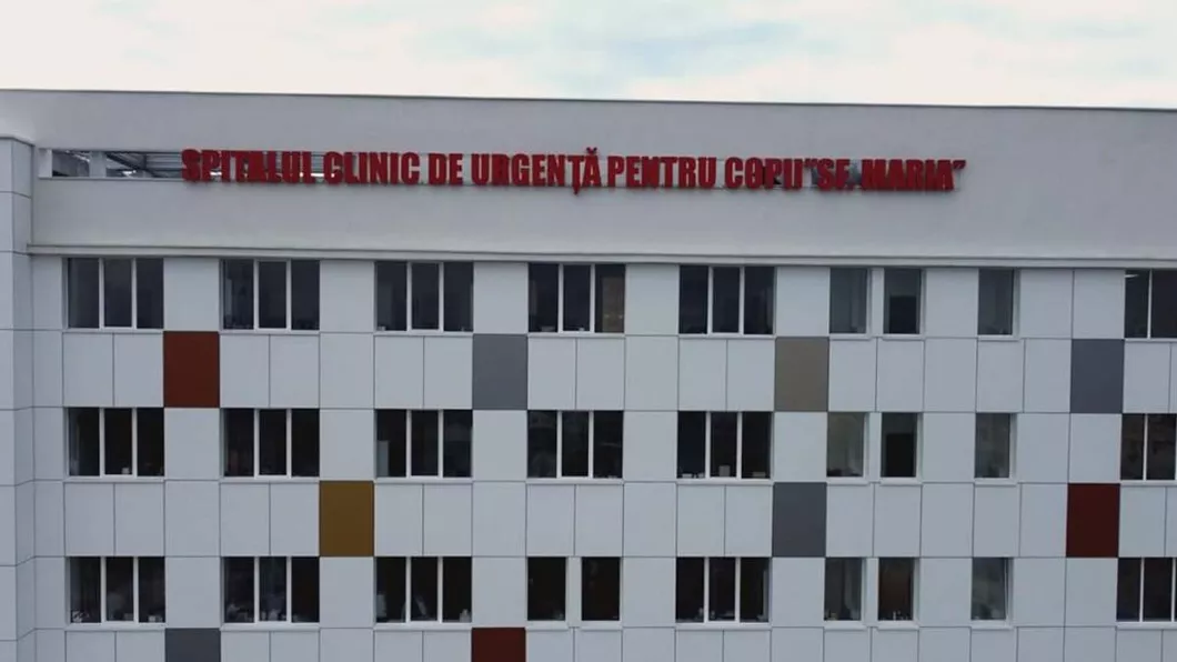 Bebeluș intoxicat cu nitriți. A ajuns la Spitalul pentru Copii din Iași după ce a băut lapte praf cu apă din fântână
