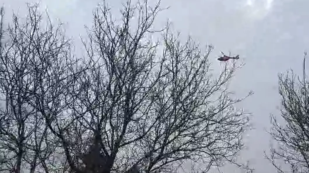Elicopterul SMURD Iași participă la căutarea copilului de 2 ani din Botoșani - FOTO VIDEO UPDATE