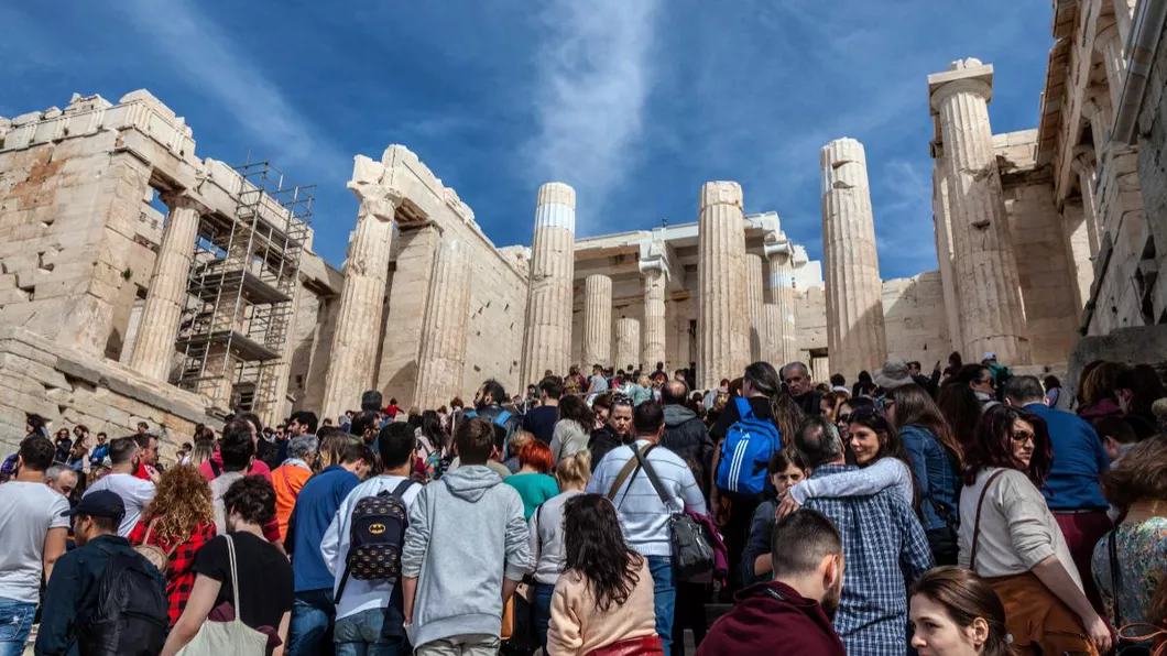 Turismul nu pare productiv pentru Atena. Câștig de numai 42 de eurocenți pentru fiecare vizitator