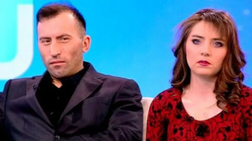 Vulpița și Viorel Stegaru au divorțat. Unde locuiește Veronica după ce a revenit în România
