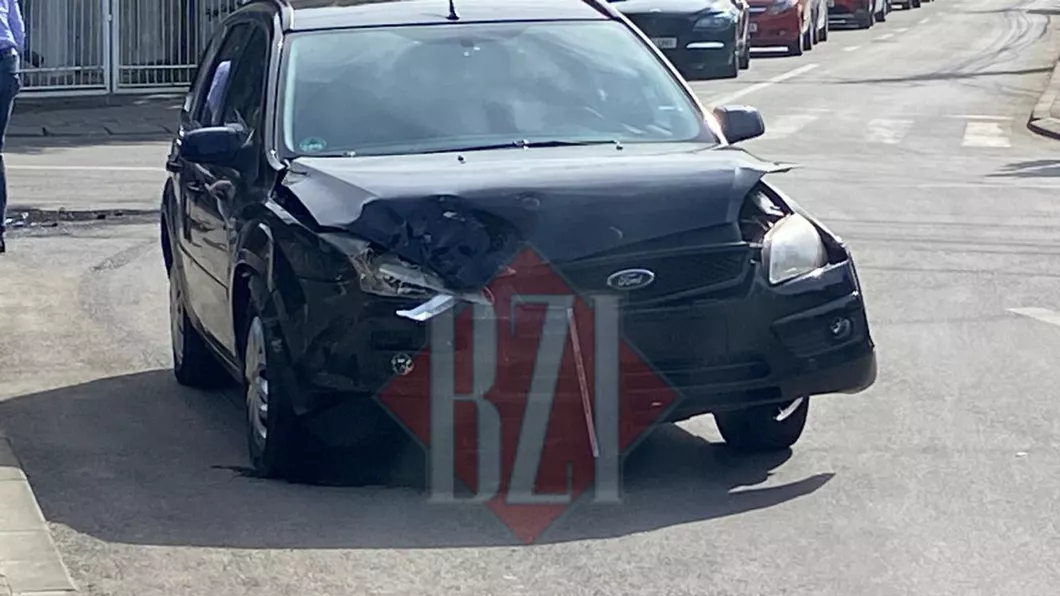 Accident rutier pe strada Gheorghe Săulescu din Iași - EXCLUSIV FOTO