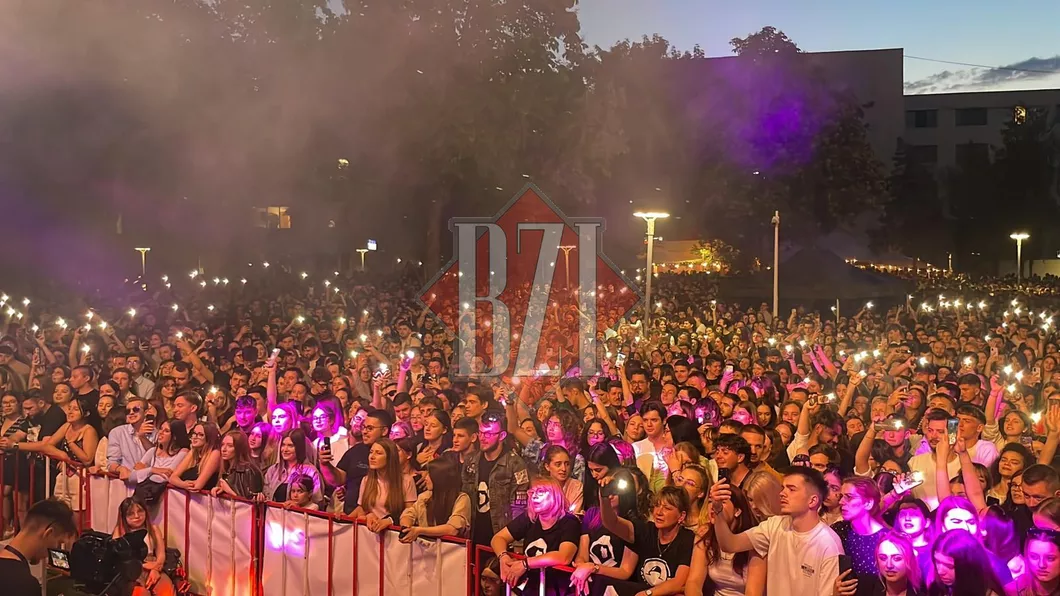 Mii de studenți participă la Zilele Campusului Tudor Vladimirescu din Iași. S-au adunat pentru a-l asculta pe Carlas Dreams - FOTOVIDEO UPDATE