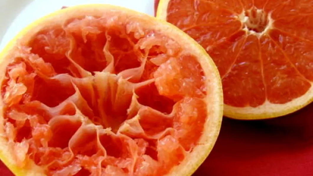 Masti pentru ten pe baza de grapefruit 