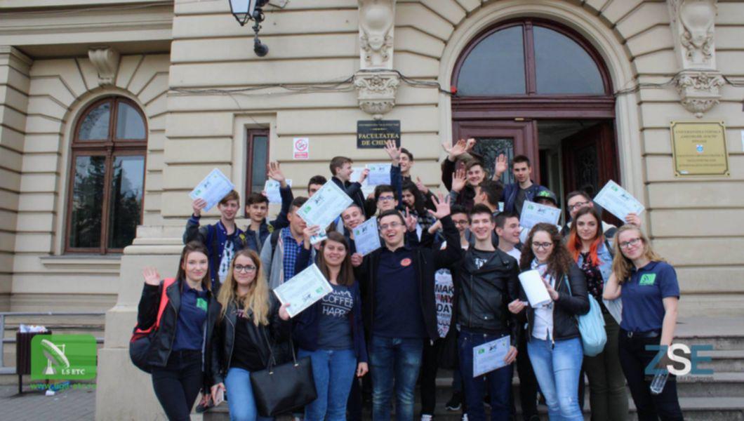 Sute De Studenti Au Participat La Aceasta Manifestare Inedita Organizata De Liga Studentilor Electronisti Din Iasi Foto Buna Ziua Iasi Bzi Ro