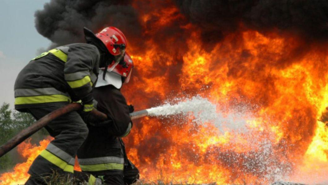 Exclusiv Incendiu In Scanteia O Casa A Luat Foc Bzi Ro