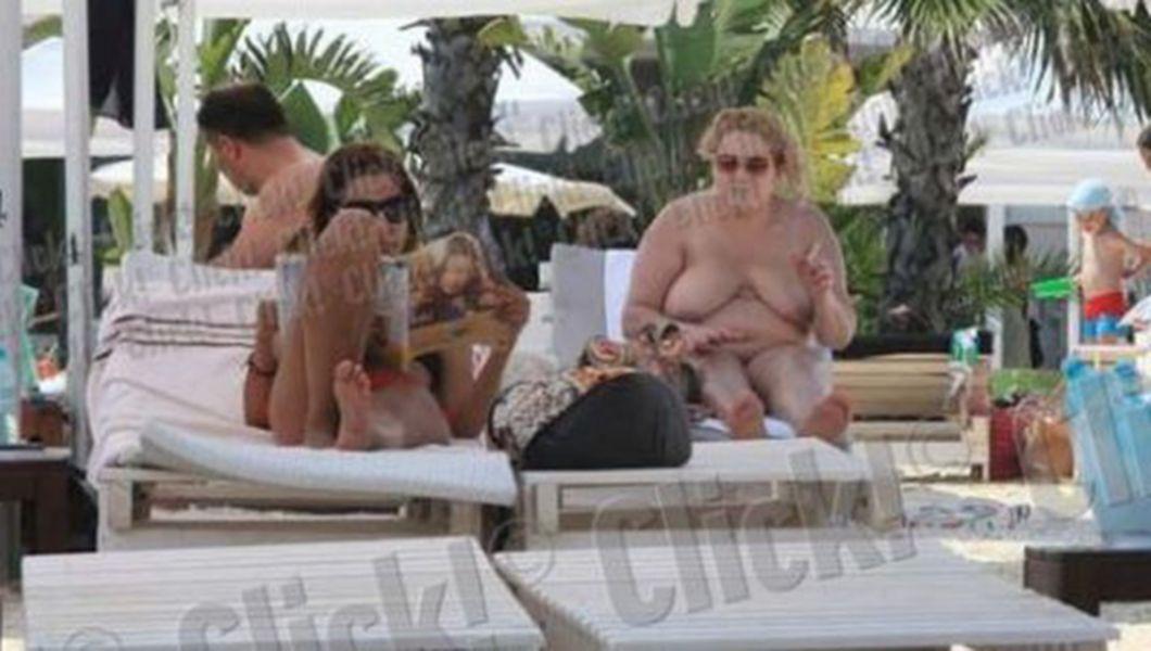 Viorica De La Clejani Topless La Plaja Foto 18 Buna Ziua Iasi Bzi Ro