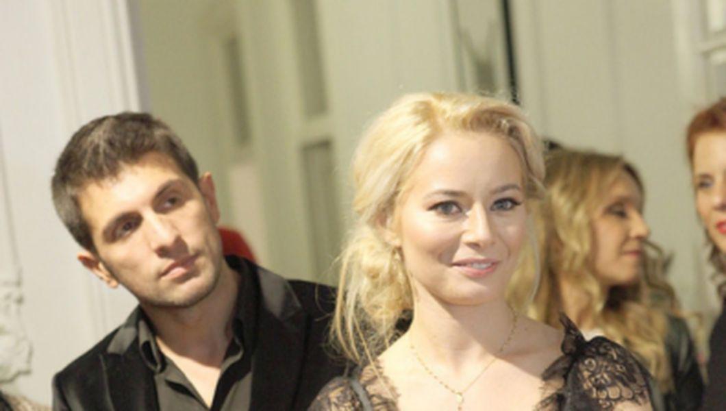Ce A Ascuns Laura Cosoi Pana In Ziua Nuntii Cine Este Cu Adevarat Sotul Ei Buna Ziua Iasi Bzi Ro