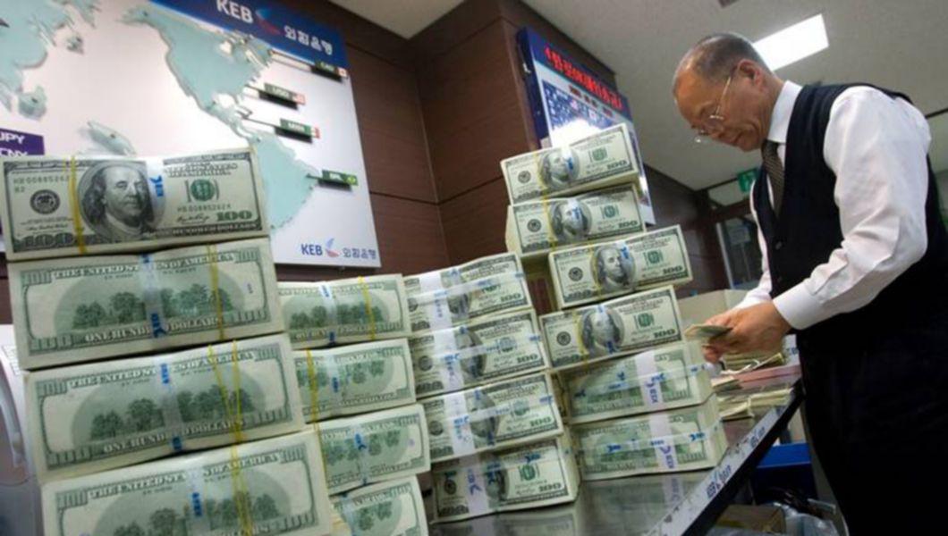 Unii Plang De Mila Sistemul Bancar Din Romania Ei Bine Aflati Ca Bancile Au Facut Jumatate De Miliard De Euro Profit In Prima Jumatate A Anului Buna Ziua Iasi Bzi Ro