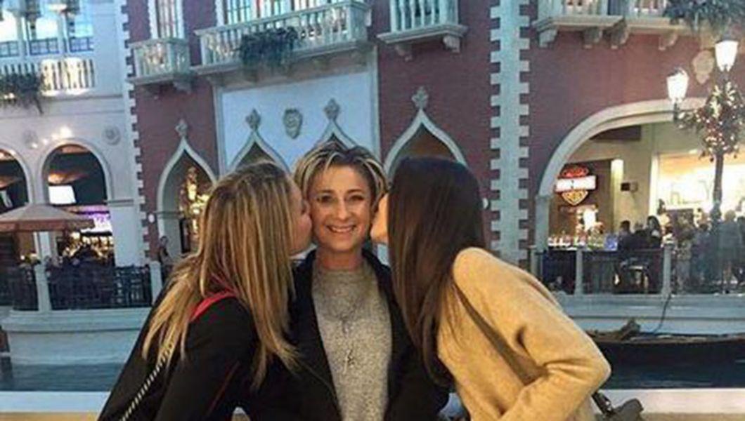 Cu Cine Se Iubeste Rebecca Fiica Anamariei Prodan Ce Spune Impresara Foto Buna Ziua Iasi Bzi Ro