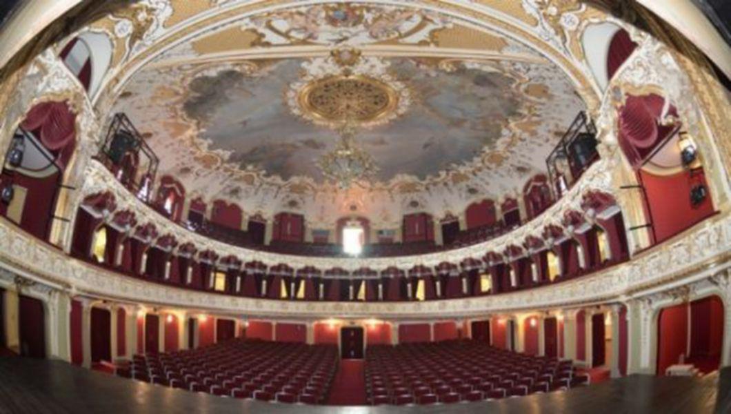 Iata Ce Spectacole Se Vor Juca La Teatrul National In Urmatoarele Luni Bzi Ro