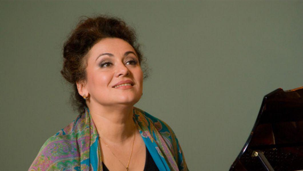 Dezvaluiri Despre Neimplinirile Din Tinerete Ale Fiicei Mariei Ciobanu Foto Buna Ziua Iasi Bzi Ro