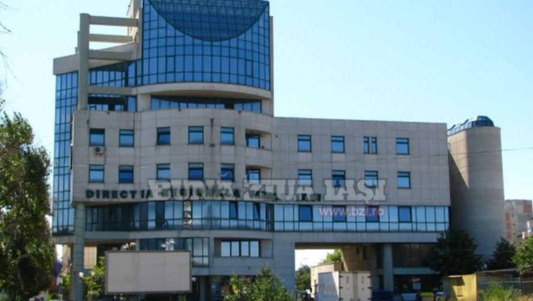 Ca In Filmele Cu Prosti Un Mamut De 230 De Tone A Disparut De La Vama Iasi Bzi Ro