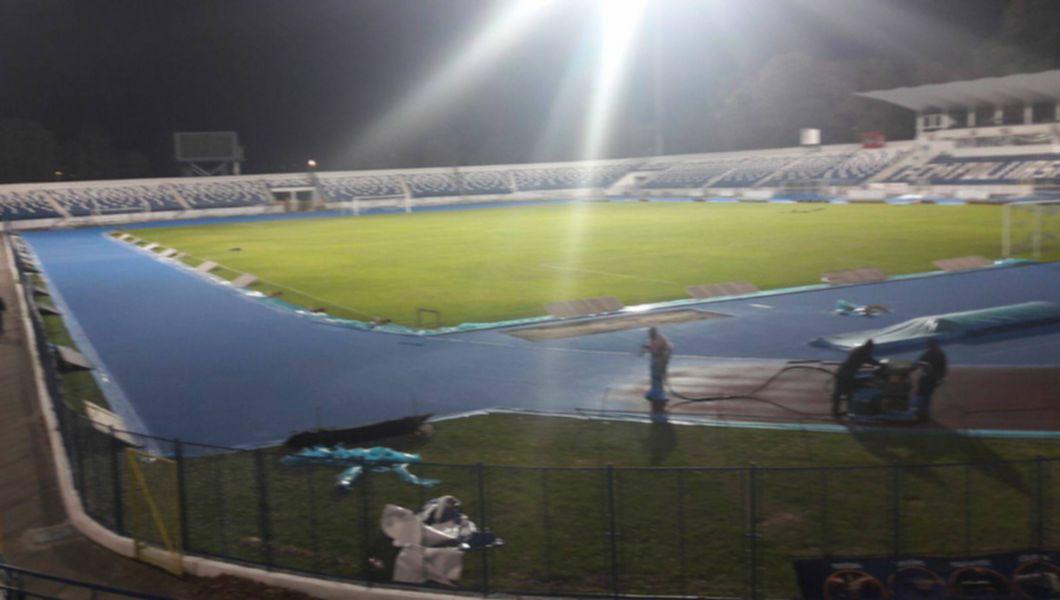 Schimbari Pe Stadionul Emil Alexandrescu Din Iasi Cum Arata Acum Pista De Atletism Foto Buna Ziua Iasi Bzi Ro