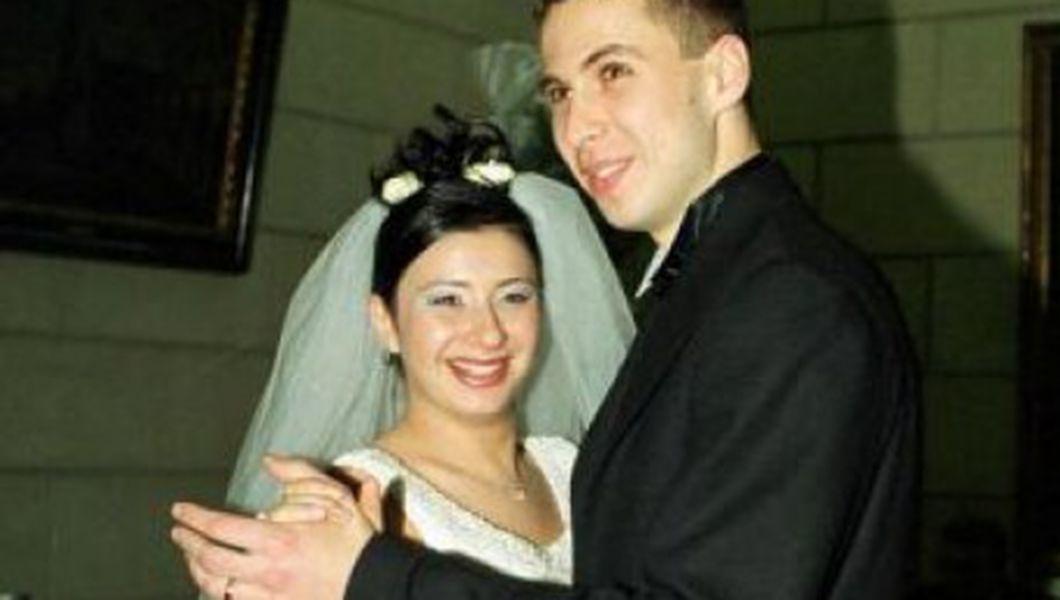 Ana Maria Prodan Grasuta Si In Bratele Primului Sau Sot Buna Ziua Iasi Bzi Ro