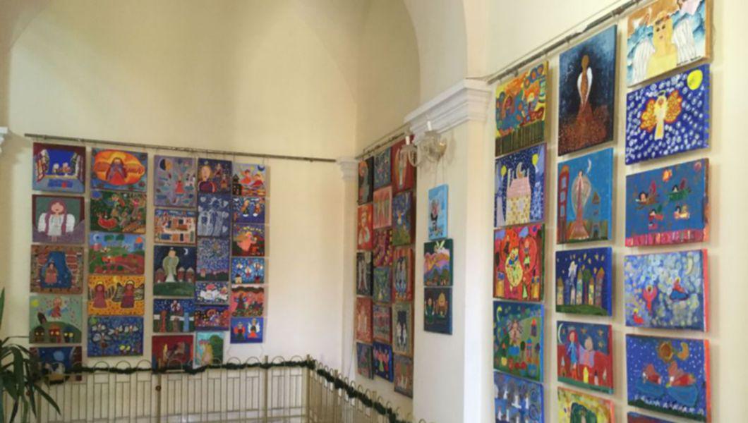 Expozitia De Pictura Pe Panza Ingeri Pentru Ingeri La Palatul