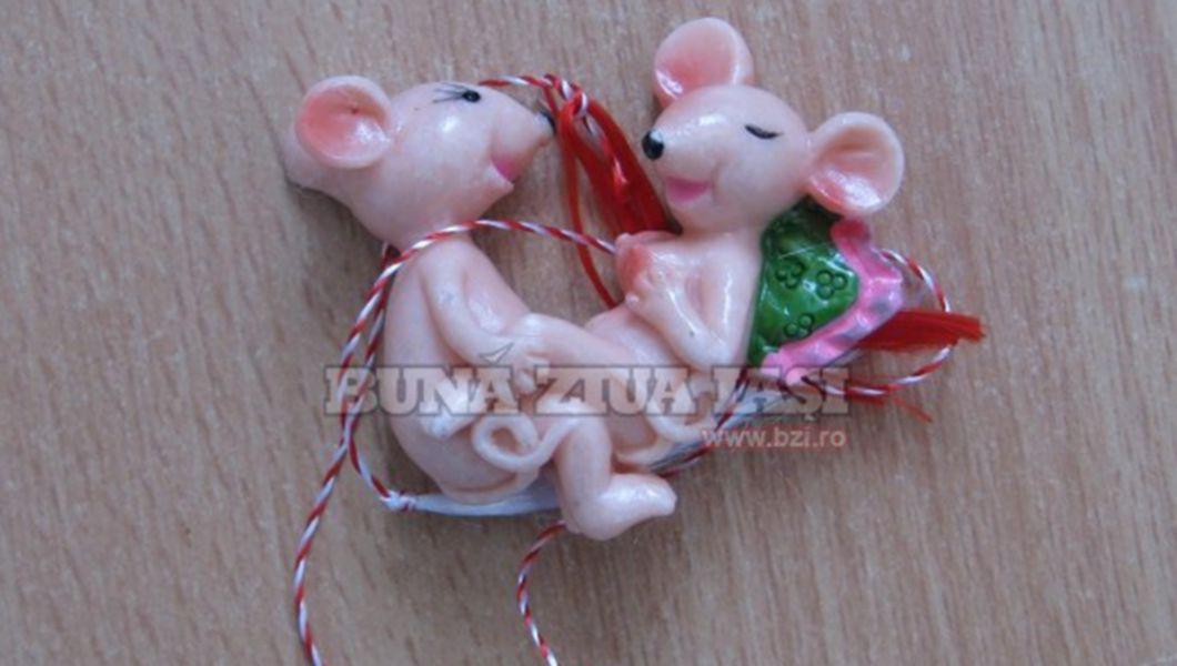 O Afacere Profitabila In Aceste Zile Martisoarele Porno Foto Buna Ziua Iasi Bzi Ro