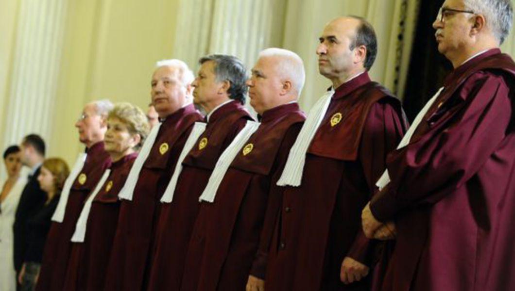 Curtea Constitutionala A Decis Interceptarile Din Dosarele Aflate Pe Rol Nu Sunt Valabile Bzi Ro