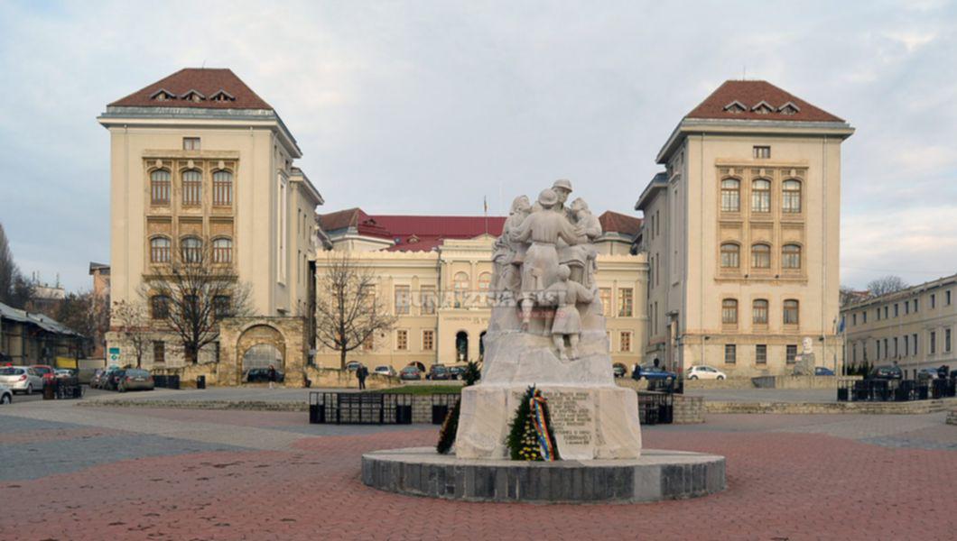Surprize Mari De Tot Batalie Pe Viata Si Pe Moarte Pentru Sefia Umf Iasi Lista Candidatilor Foto Buna Ziua Iasi Bzi Ro