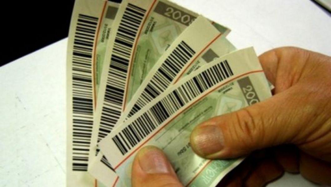Pensionarii Saraci Din Iasi Primesc Tichete Sociale Pentru Paste Buna Ziua Iasi Bzi Ro