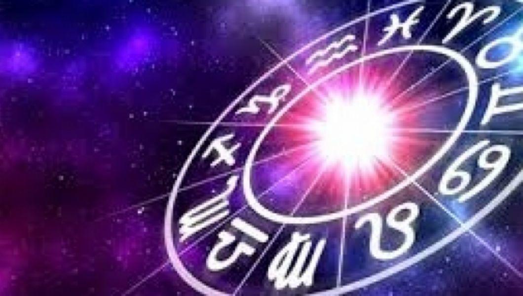 Horoscop 15 Decembrie 2019 Gemenii Pot Ieși Din Rutina Propriilor Temeri Bzi Ro