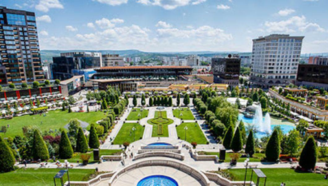 Program Redus Parcare FÄrÄ PlatÄ Pentru Un Anumit Segment ScÄdere Capacitate Food Court Èi MÄsuri Ample De DezinfecÈie In Ansamblul Palas IaÈi Èi Iulius Mall IaÈi Buna Ziua Iasi Bzi Ro