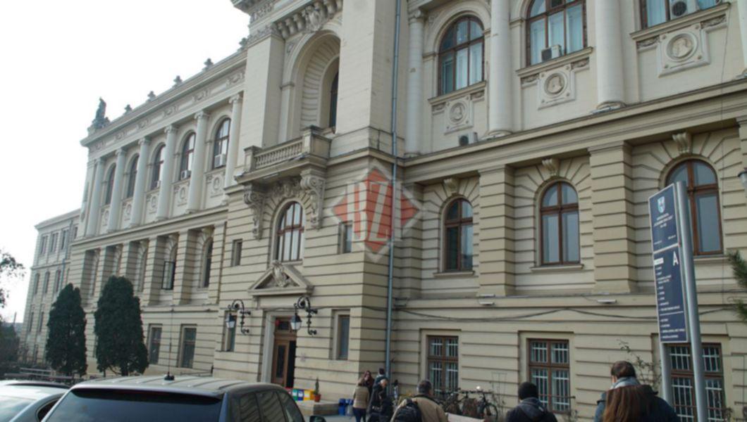 Cea Mai Veche Universitate Moderna A Romaniei Alexandru Ioan Cuza Din Iași Iși Prezintă Oferta Educațională Pentru Admiterea 2020 Bzi Ro