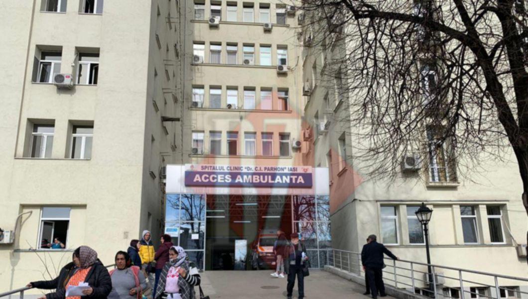 Intrarea In Spitalul Clinic Dr C I Parhon Iasi Se Face Doar Prin Accesul Ambulanțelor Măsură De Siguranță Contra Coronavirus Foto Buna Ziua Iasi Bzi Ro