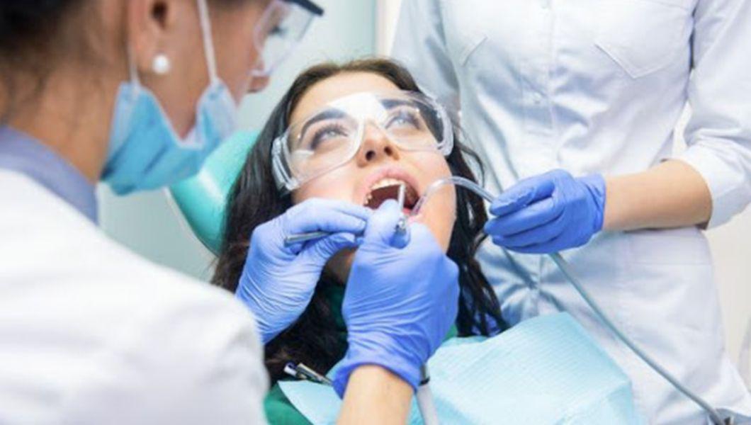 S Au Redeschis Cabinetele Stomatologice Care Au Contract Cu Casa De Asigurări De Sănătate 490 De Medici Au Revenit La Muncă Buna Ziua Iasi Bzi Ro