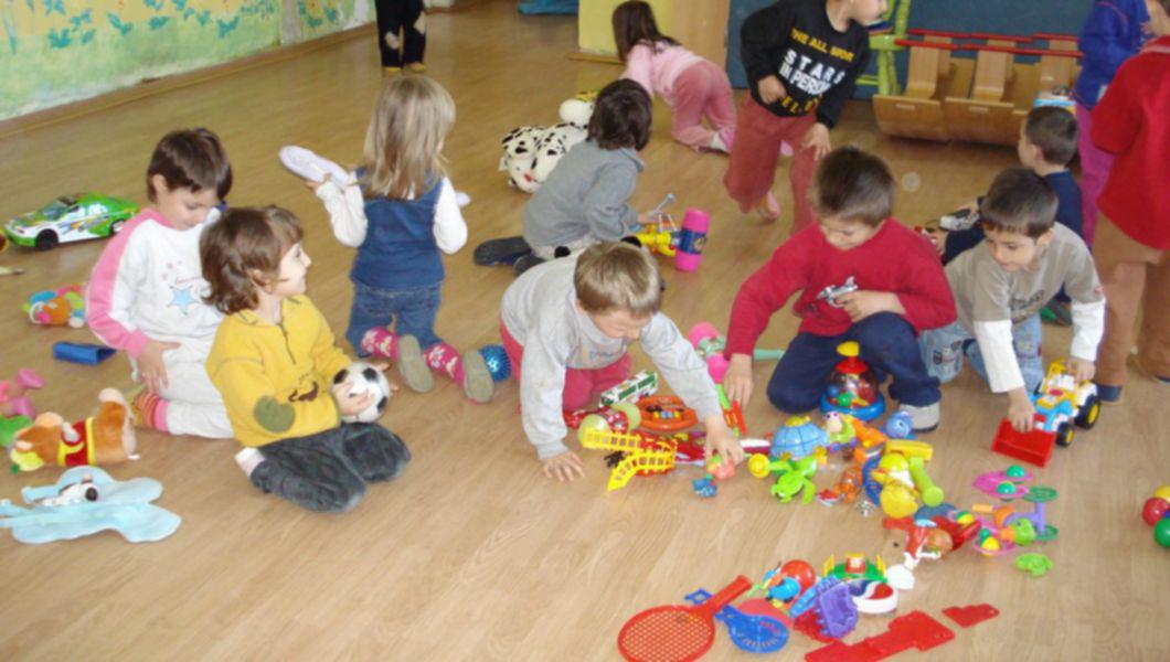 Doi Copii De La O Grădiniţă Din Iasi Administrată De Consilierul Local Psd Daniela Iuliana Tăutu Depistaţi Cu Coronavirus Dsp A Inceput O Anchetă Iar Primăria A Inchis Temporar Activitatea Video
