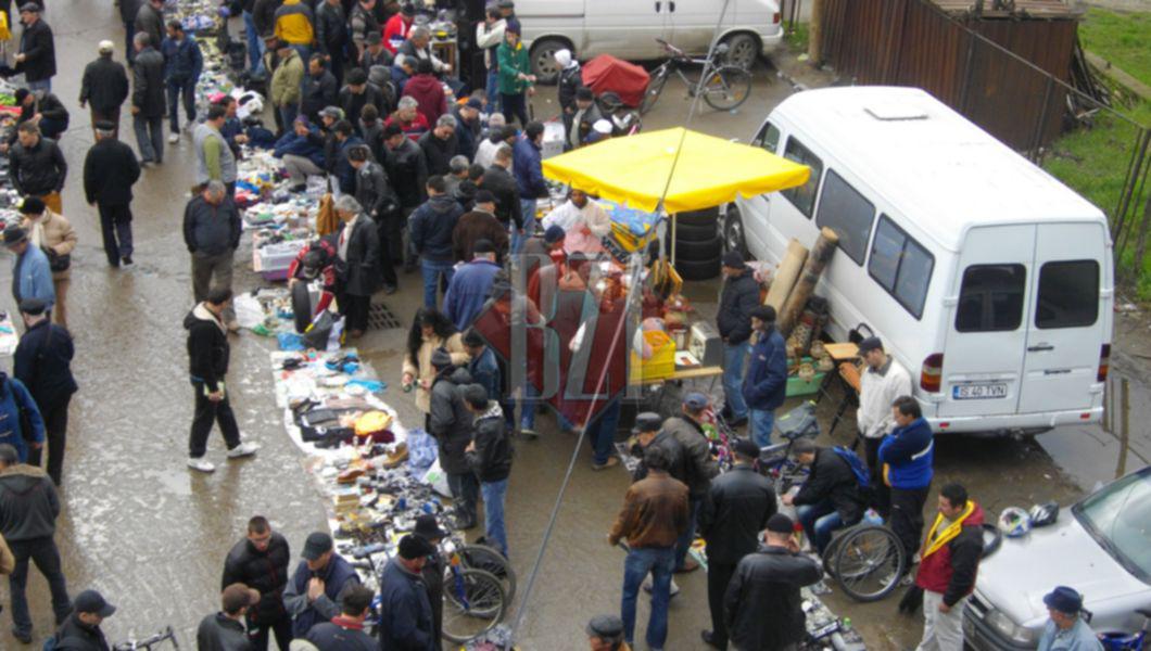 Se Redeschid Piața De Animale Mici și Talciocul Din Iași Accesul Cu Măști