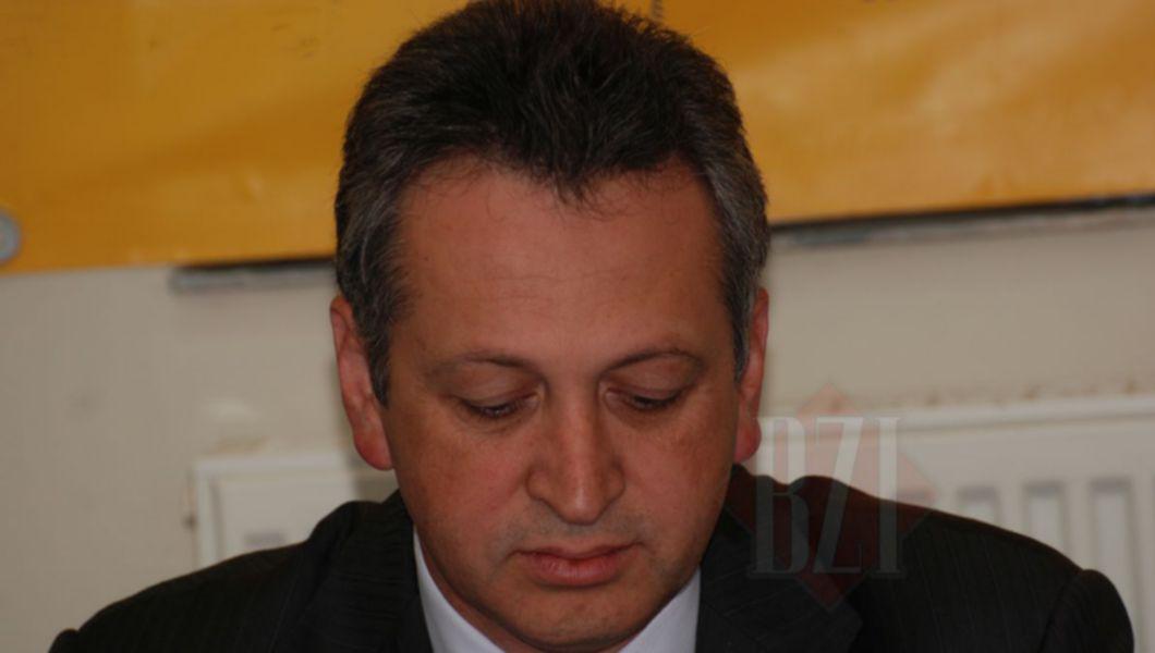 Pușcăriașul Relu Fenechiu Lăsat Fără Permis De Poliția Rutieră