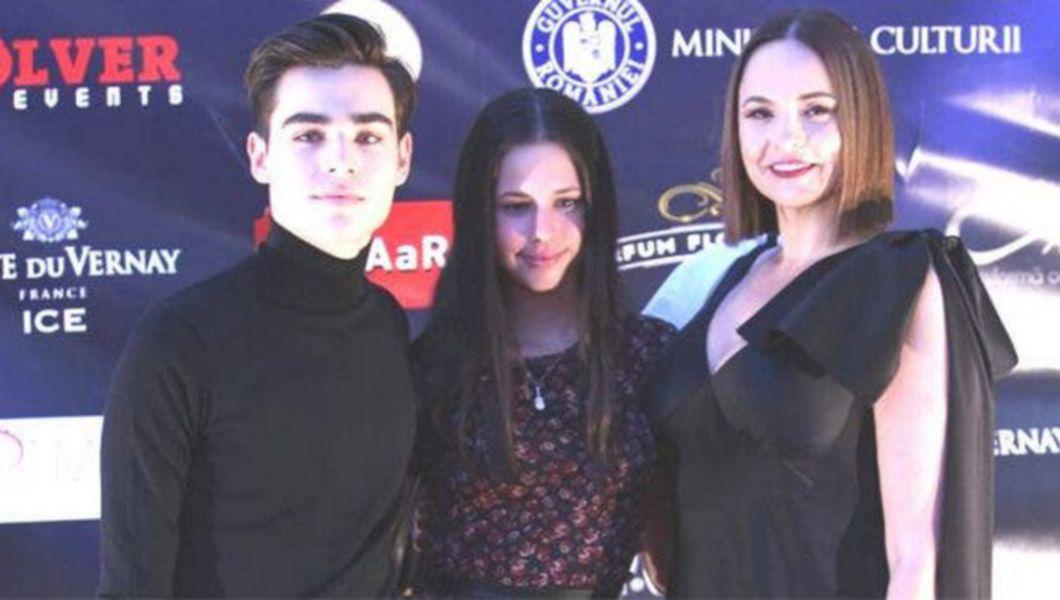 Andreea Marin, Radu Stefan si Violeta la Gala Premiilor UCIN