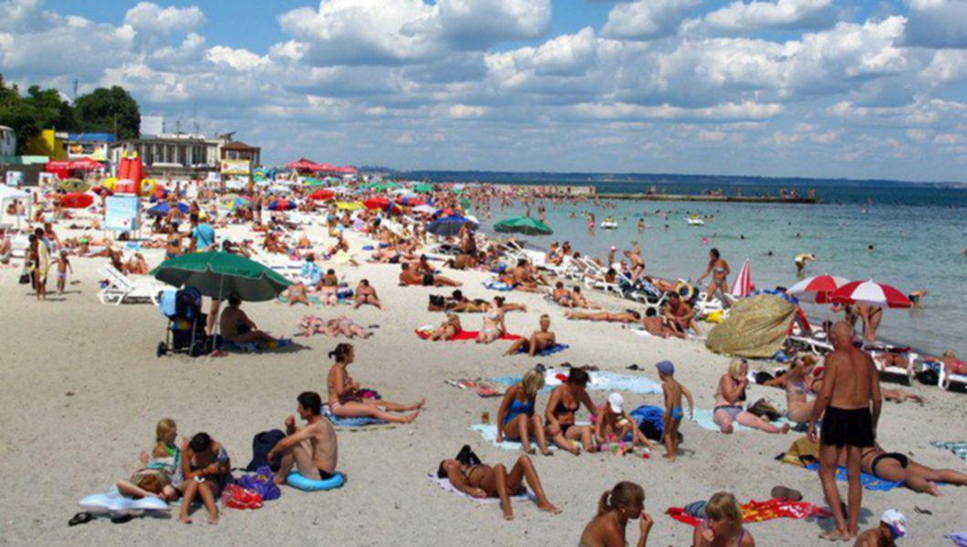 Aglomeraţie Pe Litoral In Extrasezon Cat Costă Cazările La Marea Neagră In Septembrie Buna Ziua Iasi Bzi Ro