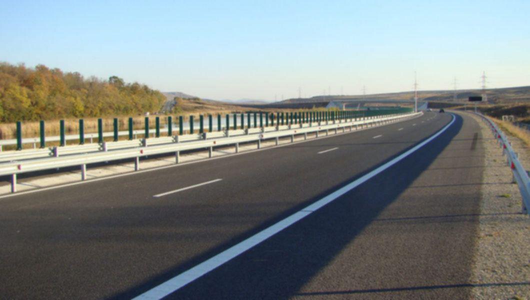 Autostrada A8 se poate construi prin fonduri PNRR dar cu respectarea unor condiții, susține comisarul European pe Economie într-un răspuns dat europarlamentarului Tudor Ciuhodaru