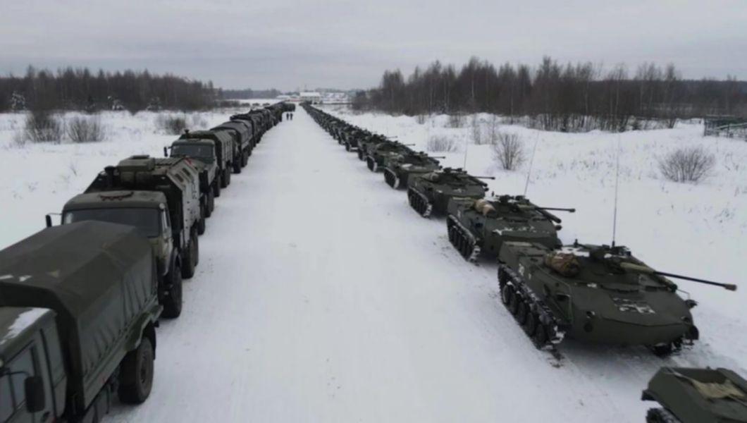 convoi umanitar Rusia langa cateva tancuri