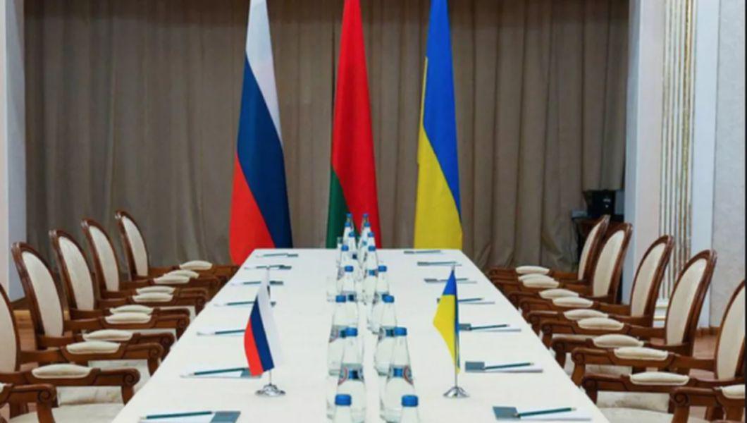 masa la care se vor purta noi negocieri intre Rusia si Ucraina